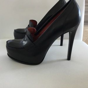 Platform pumps